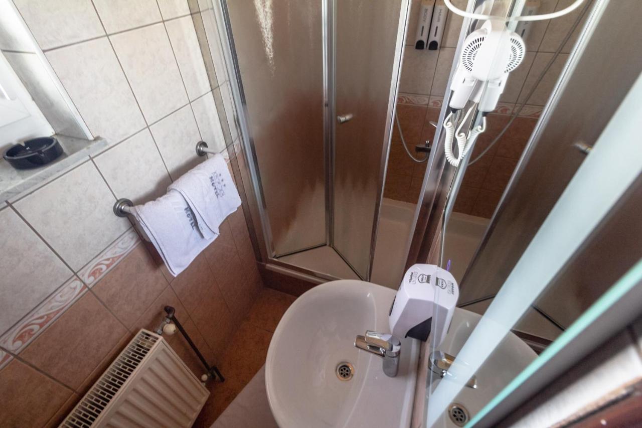 Motel Atos Laktasi Bagian luar foto